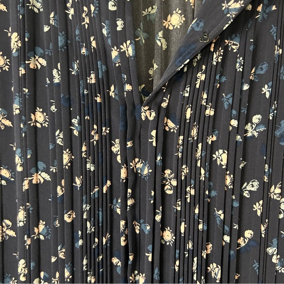 Diane Von Furstenberg Navy Blue Meadow Floral Print Silk Mini Dress - Picture 4 of 8